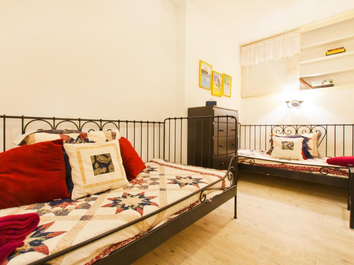 Oiza Castle 24 At Beach, Wifi And Aircon Apartamento *