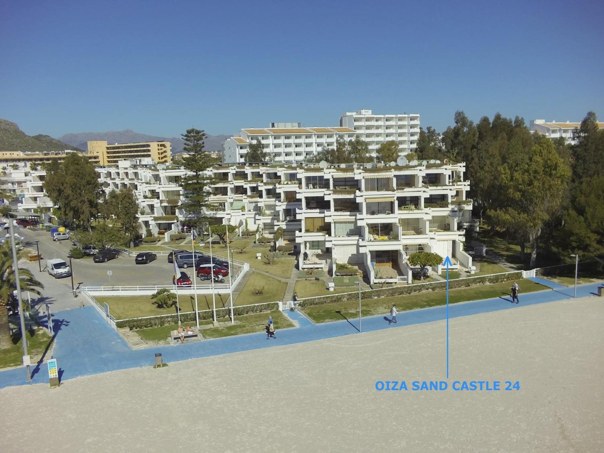 Apartamento Oiza Castle 24 At Beach, Wifi And Aircon Alcúdia